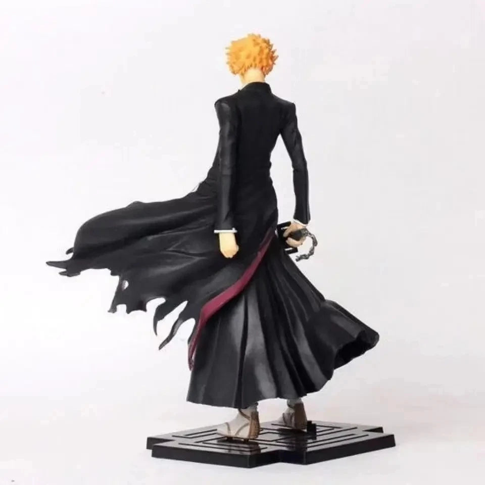 BLEACH Ichigo Kurosaki with sword